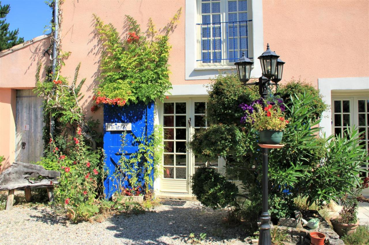 Le Mas De La Cigale Bleue, Caumont Sur Durance Екстериор снимка